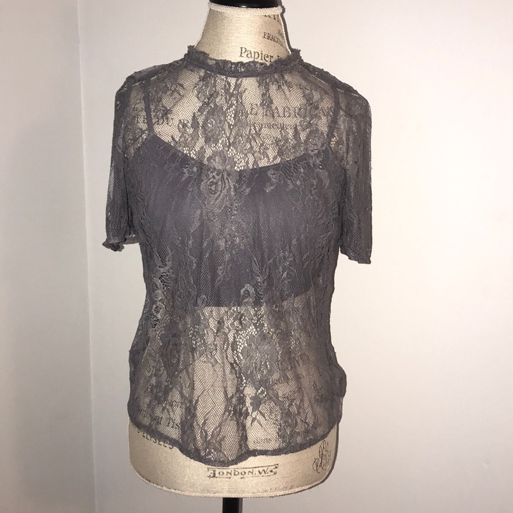 American Eagle lace shirt